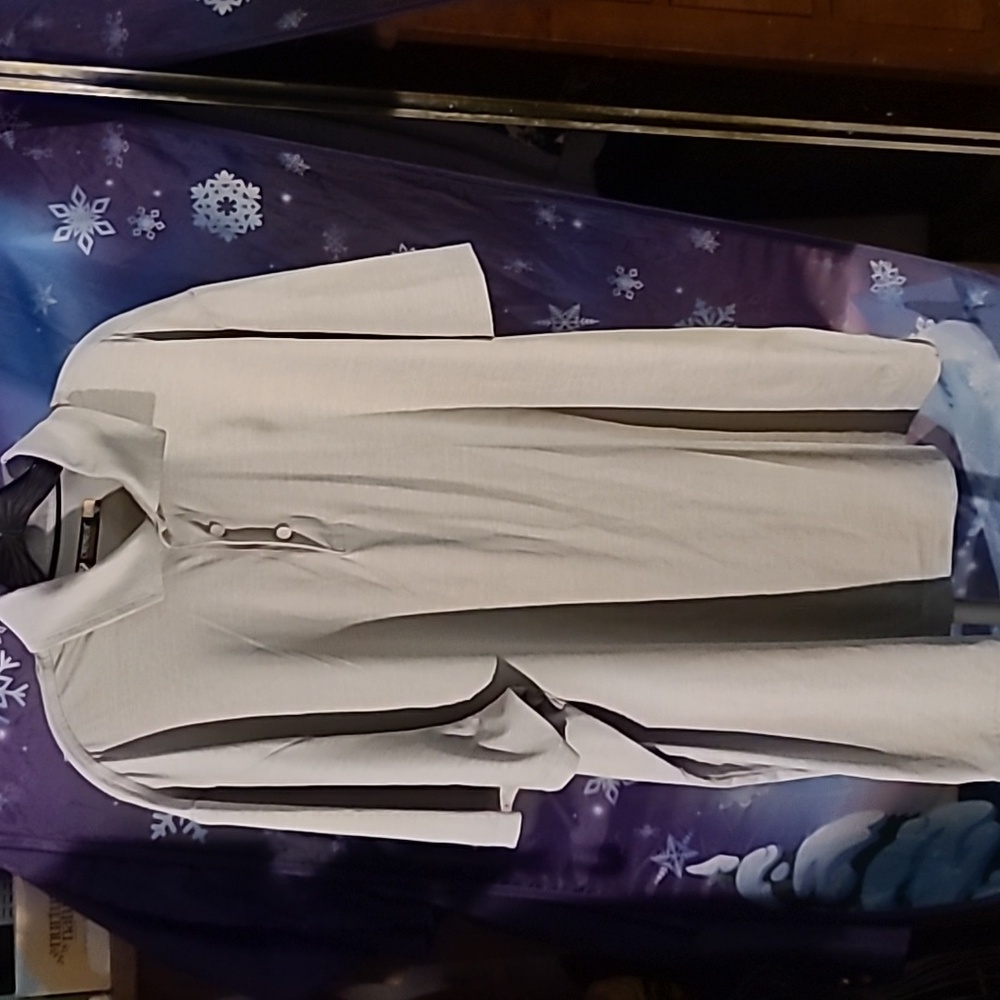 Men's shirt